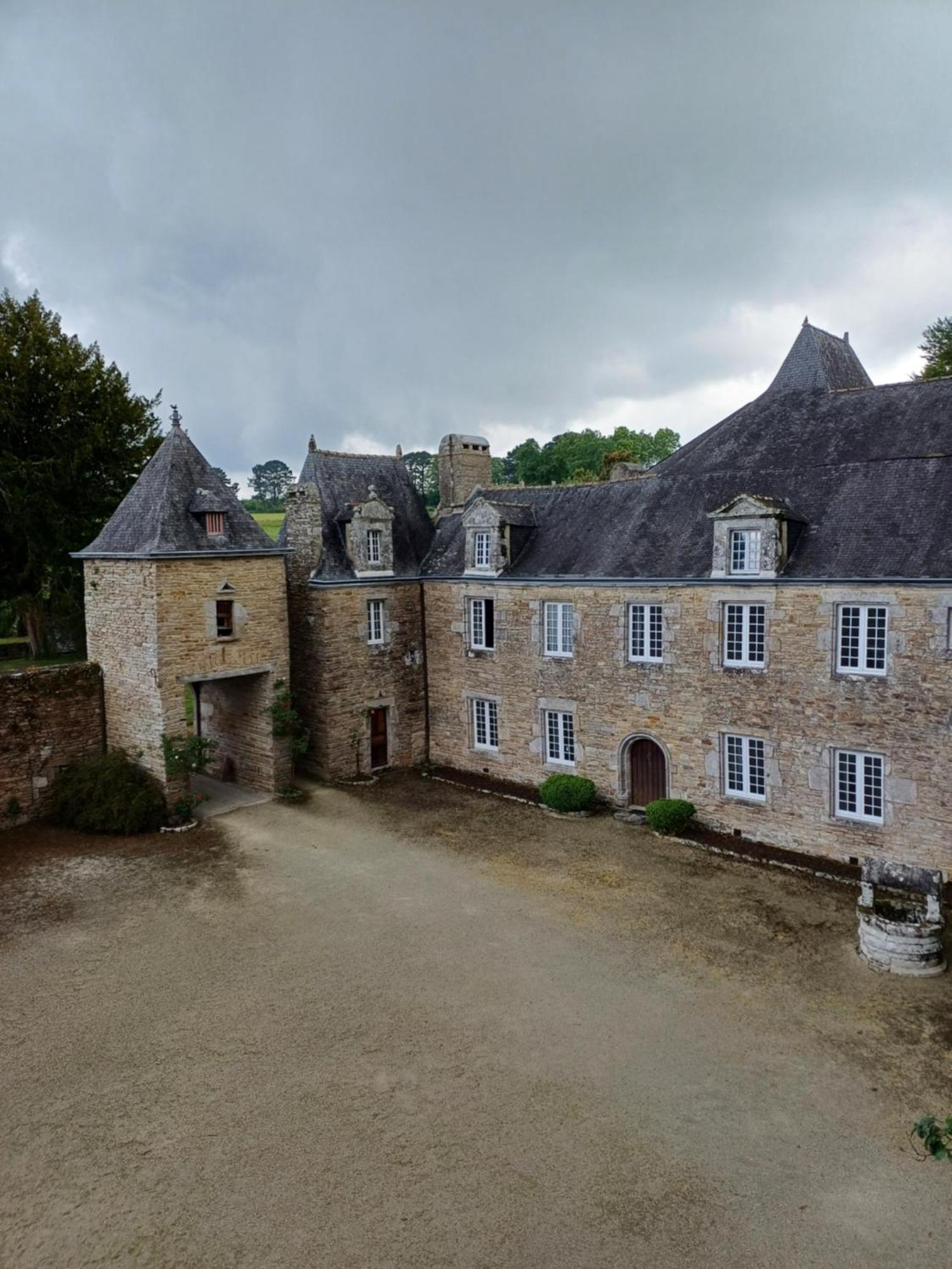 Hotel Manoir Du Stang La Forêt-Fouesnant Exterior foto